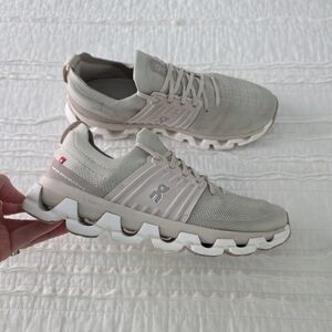 On Cloudswift 3 Pearl Fog Womans Sz 9 Running Shoes